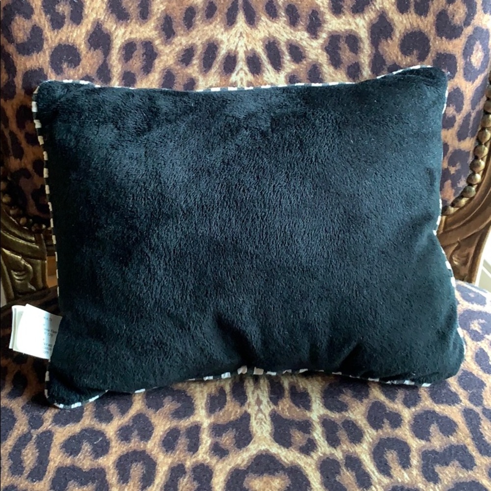 Decorative Toss Pillow “Good sister or evil one!” - Picture 2 of 5
